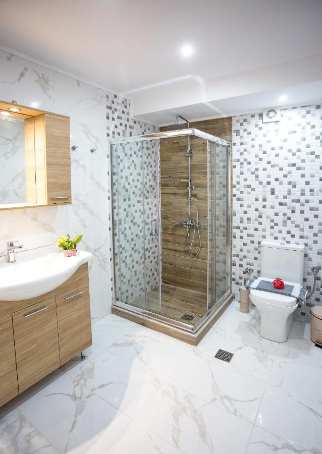 شقة Kaiafas Luxury Philoxenia Néa Péramos المظهر الخارجي الصورة